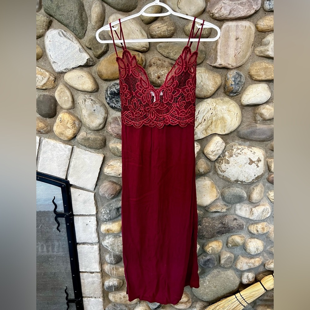 Ribbon Luxe Wine Red Midi Dress